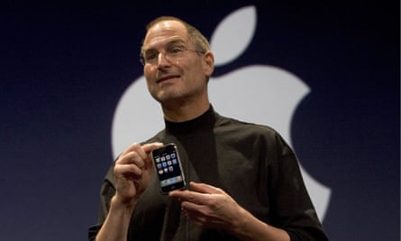 Steve Jobs introduces the new iPhone in San Francisco, January 2007.
