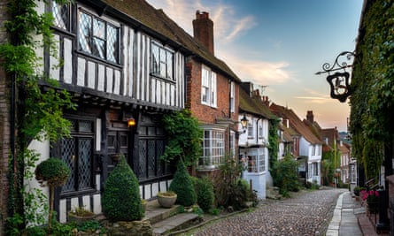 A beautiful cobbled street in the historic town of Rye in East Sussex