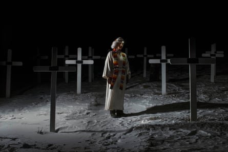 Limstrand during a ceremony in the Longyearbyen graveyard to commemorate the deaths of seven Norwegian miners from Spanish flu in 1918.