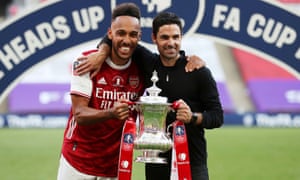 Pierre-Emerick Aubameyang and Mikel Arteta with the FA Cup in August