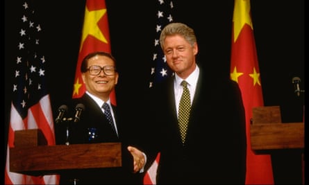 Jiang Zemin at a press conference with the US president Bill Clinton in Washington, 1997. Clinton praised Jiang as a man who ‘can imagine a future that is different from the present’.