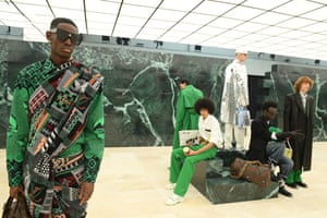 Louis Vuitton : Runway - Paris Fashion Week