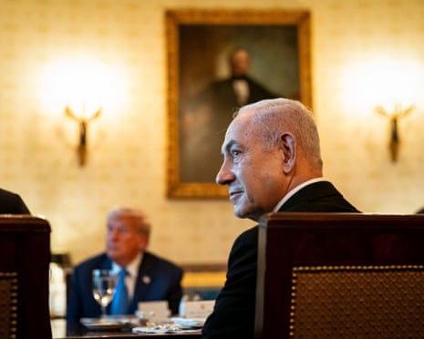 Benjamin Netanyahu at a dinner with Donald Trump in the Blue Room of the White House on Monday.