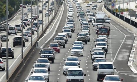 Traffic on the Pacific Highway in Brisbane, Australia