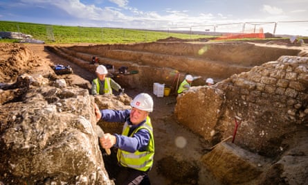 Archaeologists excavating a rare Roman amphitheatre at Richborough in Kent