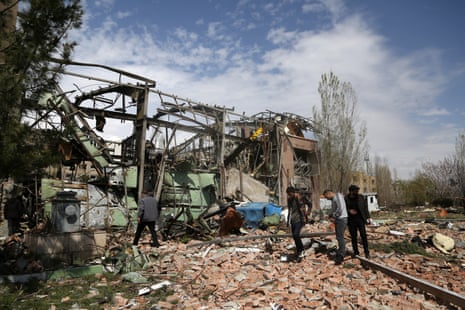 4 अप्रैल, 2026 को ईरान के तेहरान के वेलेनजैक जिले में संयुक्त राज्य अमेरिका और इज़राइल द्वारा किए गए सैन्य हमले के बाद क्षतिग्रस्त शाहिद बेहश्ती विश्वविद्यालय का एक दृश्य।