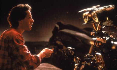 Steve Guttenberg with his robot Number 5 in Short Circuit.