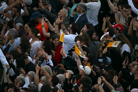 8256 Robert Francis Prevost Becomes Pope Leo XIV as Cardinals Elect First US Pontiff