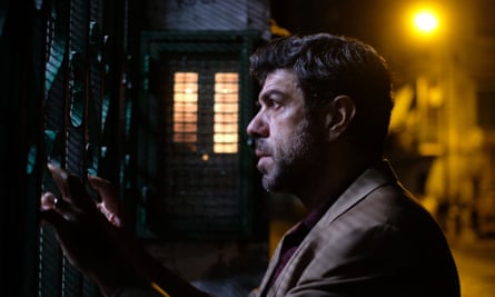 Pierfrancesco Favino in Nostalgia.