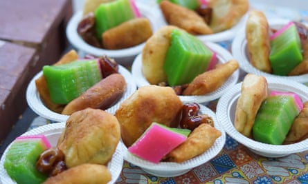Acehnese cakes and sweets to be consumed at sundown.