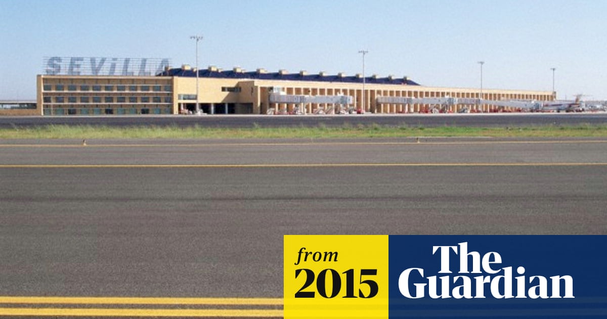 Passenger Crash Lands Plane In Spain After Pilot Collapses Spain The Guardian
