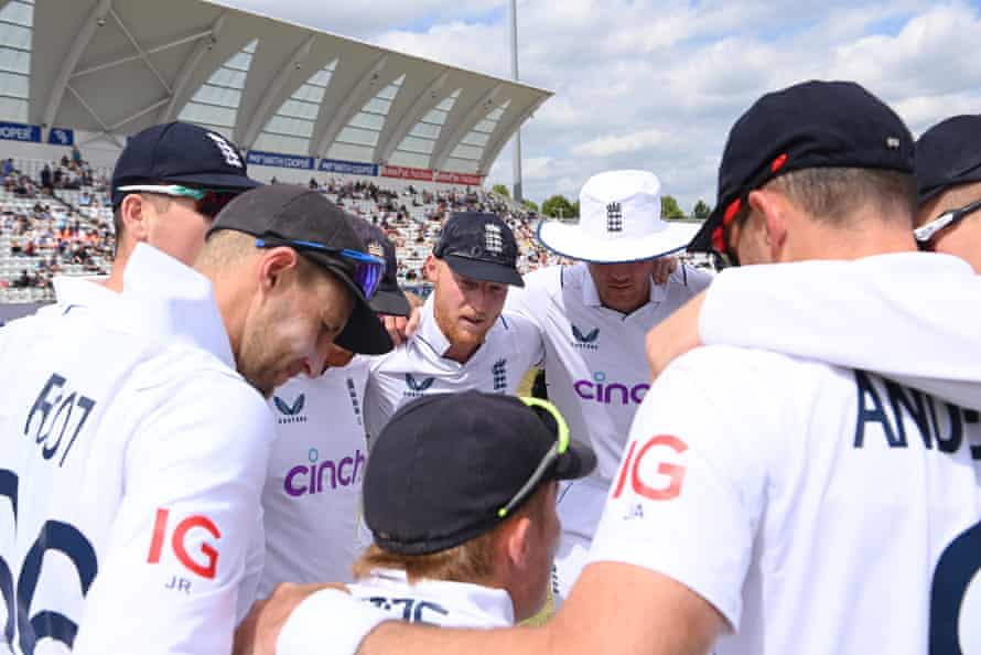 England captain Ben Stokes and his team met before the fifth day.