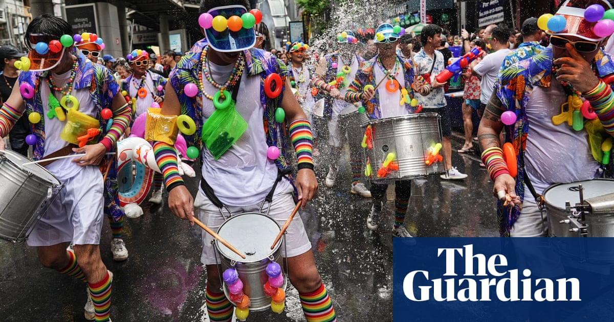A street parade and a drone attack: photos of the day Monday