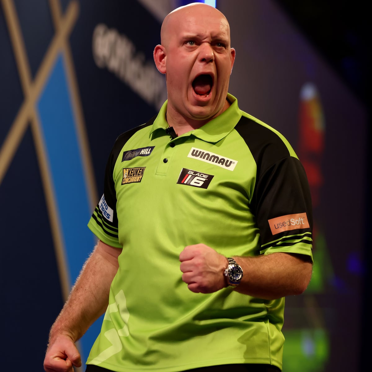 D.w.z Kwik jeugd Michael van Gerwen hits out at PDC after Covid test ends world title hopes  | Darts | The Guardian