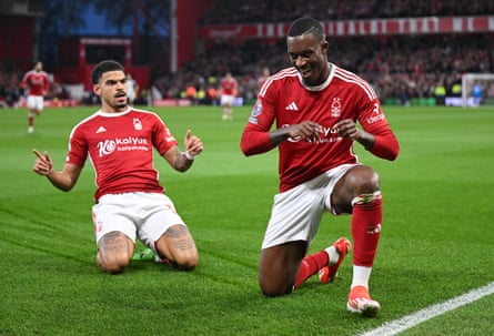Callum Hudson-Odoi (right) and Morgan Gibbs-White