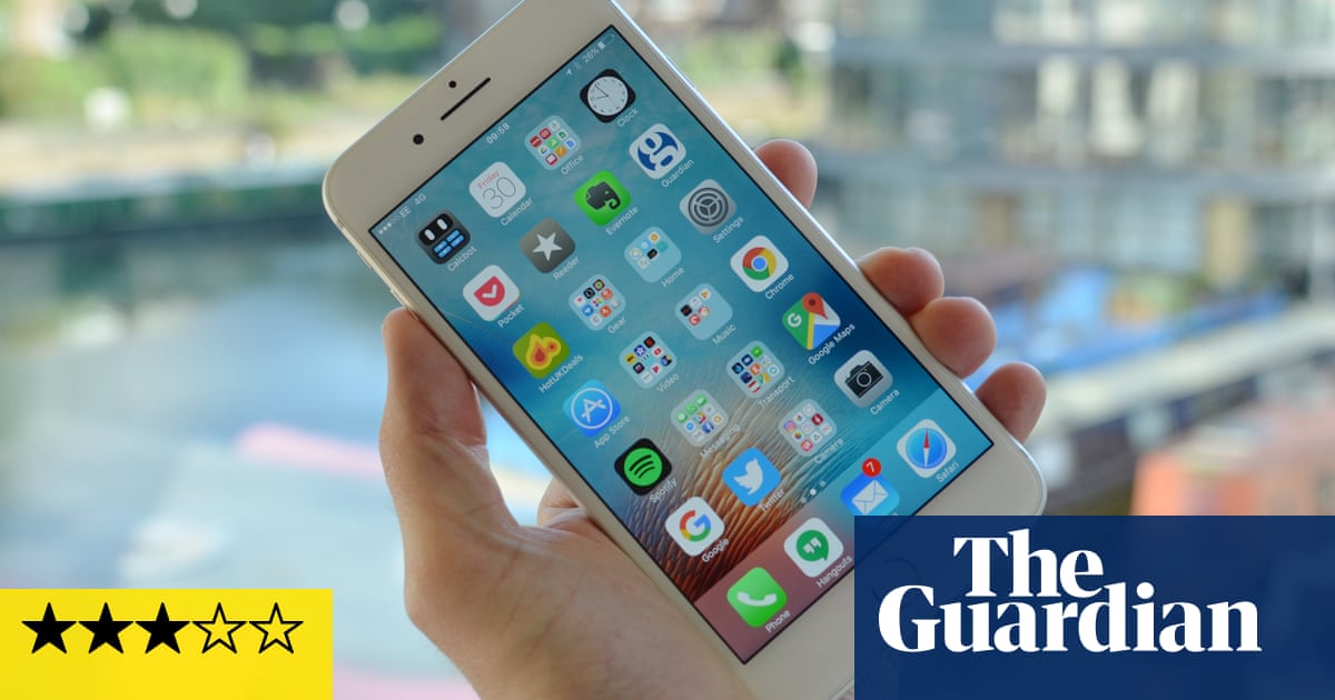 Iphone 7 Plus Review 14 Called It Wants Its Phablet Back Iphone 7 The Guardian Iphone 7 Plus Review 14 Called It Wants Its Phablet Back Iphone 7 The Guardian