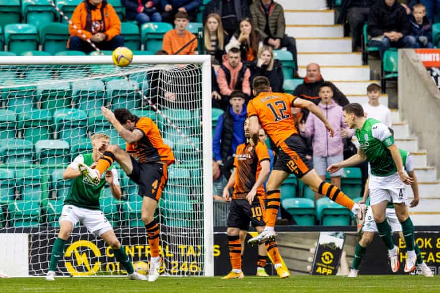 Ryan Edwards heads home for Dundee United.
