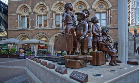 A memorial to the children of the Kindertransport, Liverpool Street station, London.