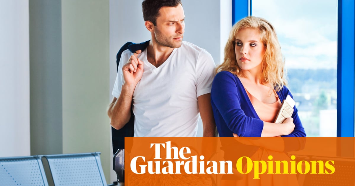 Want a relaxing start to your summer holiday? Get an airport divorce | Polly Hudson