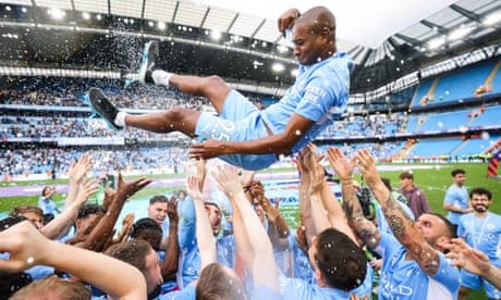 BESTPIX - Manchester City v Aston Villa - Premier League<br>MANCHESTER, ENGLAND - MAY 22: Fernandinho of Manchester City is thrown into the air by teammates after playing his final match for the club during the Premier League match between Manchester City and Aston Villa at Etihad Stadium on May 22, 2022 in Manchester, England. (Photo by Matt McNulty - Manchester City/Manchester City FC via Getty Images) *** BESTPIX ***