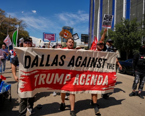 Protestors at the Dallas March on the RNC Midterm Convention holds up sign as they march to American Airlines arena during the second day of the Republican National Convention in Dallas, 10 September 2026.