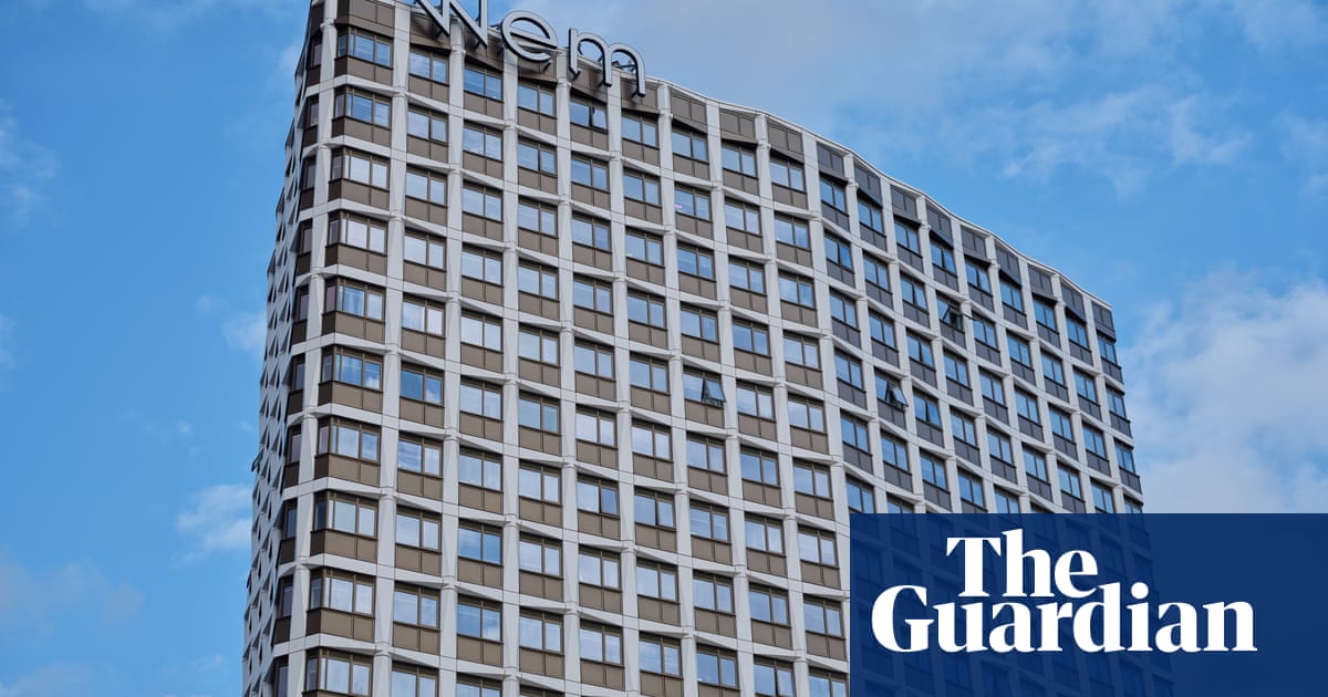 One October morning in 2004, a woman took the lift to the 21st floor of an office block in north-west London, bought a coffee in the cafe there – th