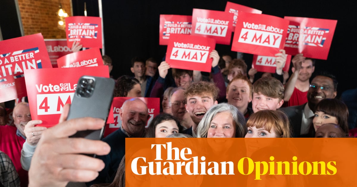 Keir Starmer may be too busy to master the latest dance craze – but he needs to be on TikTok | Carys Afoko