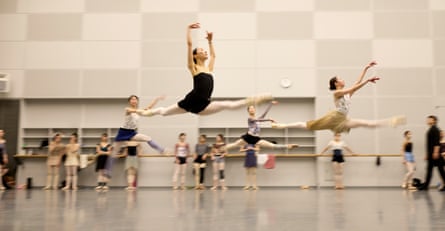Yui Yonezawa in the professionals’ ballet class.