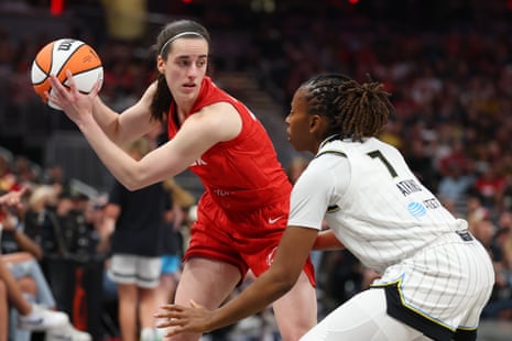 Caitlin Clark powers Fever over Sky as tempers flare after hard foul on Reese | WNBA | The Guardian
