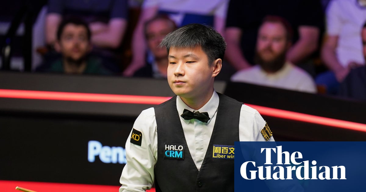 Zhao fights back to level world championship quarter-final against Murphy