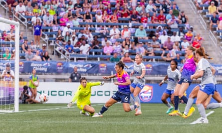 Carolina Ascent go on the attack against DC Power.