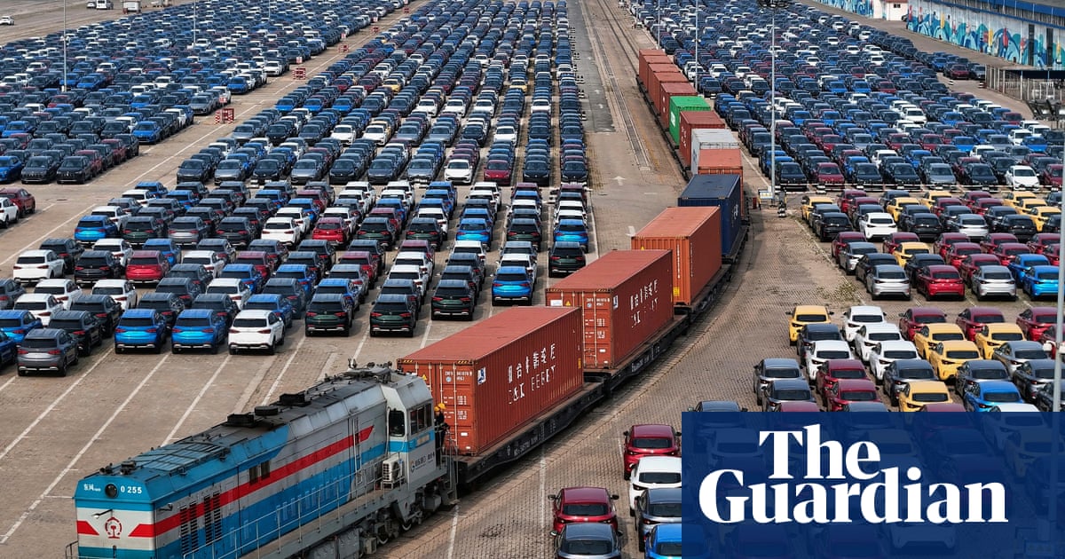 China exports beat expectations despite slump in trade with US