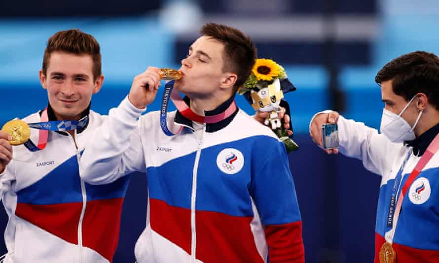 Roc Gymnasts Edge Out Japan In Thrilling Olympic Men S Team Final Tokyo Olympic Games The Guardian Roc Gymnasts Edge Out Japan In Thrilling Olympic Men S Team Final Tokyo Olympic Games The Guardian