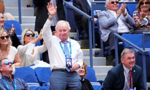 Rod Laver waves to the crowd during the match between Daniil Medvedev and Felix Auger-Aliassime earlier Friday.