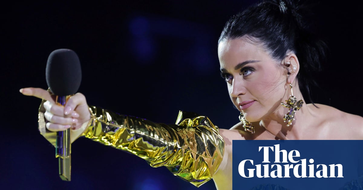 Eine spanische Insel untersucht Katy Perrys Video wegen möglicher Schäden an Sanddünen | Katy Perry Eine spanische Insel untersucht Katy Perrys Video wegen möglicher Schäden an Sanddünen | Katy Perry