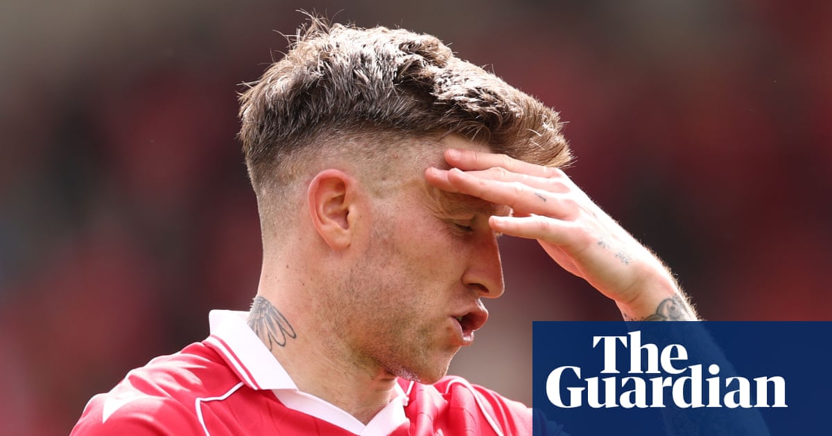 Championship playoffs should restart with Wrexham replacing Southampton, says Windass