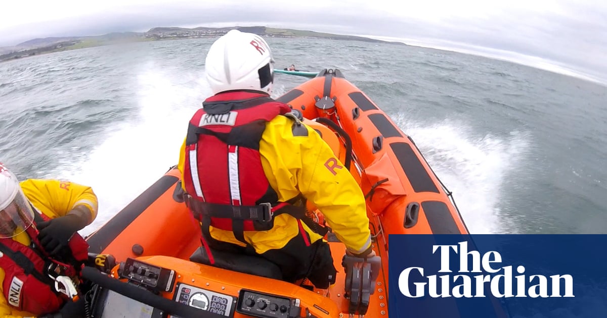 RNLI reports rise in lives saved last year to more than one a day