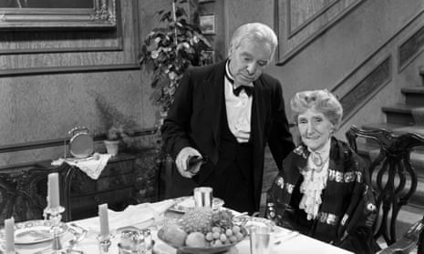 Freddie Frinton as Butler James and May Warden as Miss Sophie in the sketch Dinner for One.
