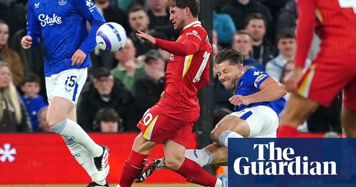 Everton condemn abuse of Tarkowski and family after wife posts of death threats