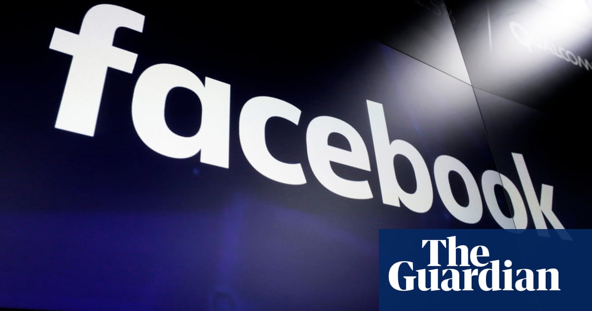Facebook exempts political ads from ban on making false claims