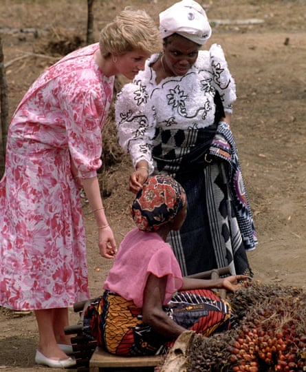 Diana, Princess of Wales, wearing an outfit designed by Costelloe, in a village near Port Harcourt, Nigeria.