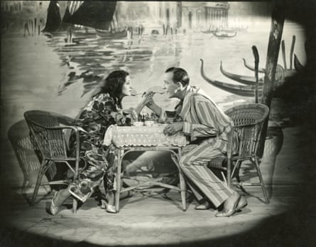 Gertrude Lawrence and Noël Coward in Rain Before Seven, in the Charlot revue London Calling! (1923). Costumes by Edward Molyneux.