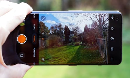 L'application appareil photo Hasselblad sur un OnePlus 11.