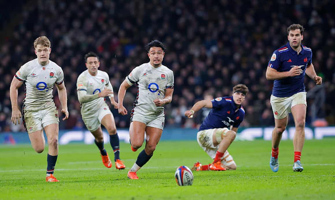 Fin Smith (left) and Marcus Smith chase the ball during England’s win