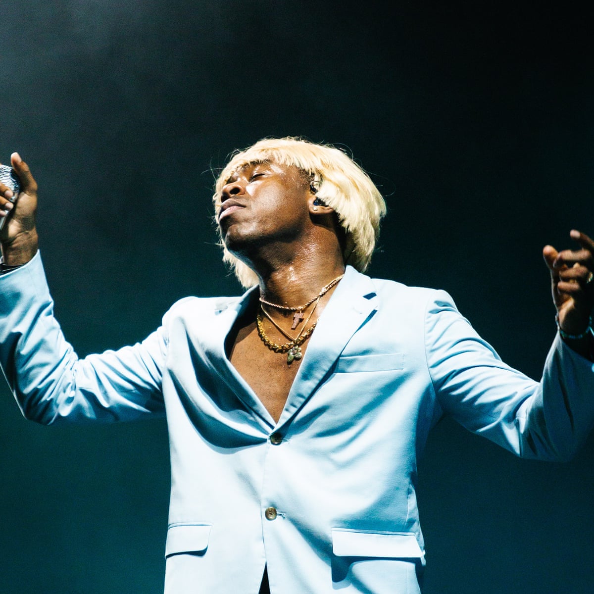 Tyzer The Rapper Wolf Gang Hand Sign Tyler The Creator