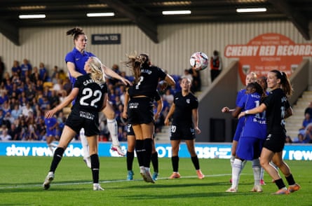 Veerle Buurman heads Chelsea’s second goal