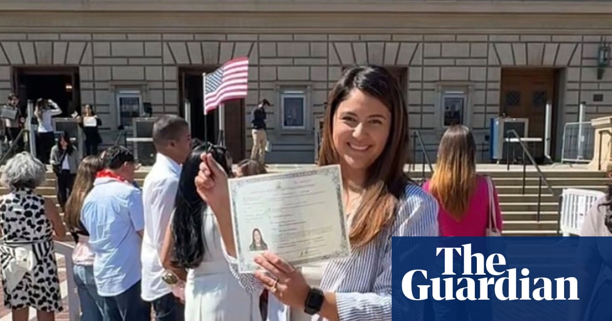 1,300 hopeful immigrants take the oath in Pasadena while the Trump administration works tirelessly to make sure they’re the last ones through the door.