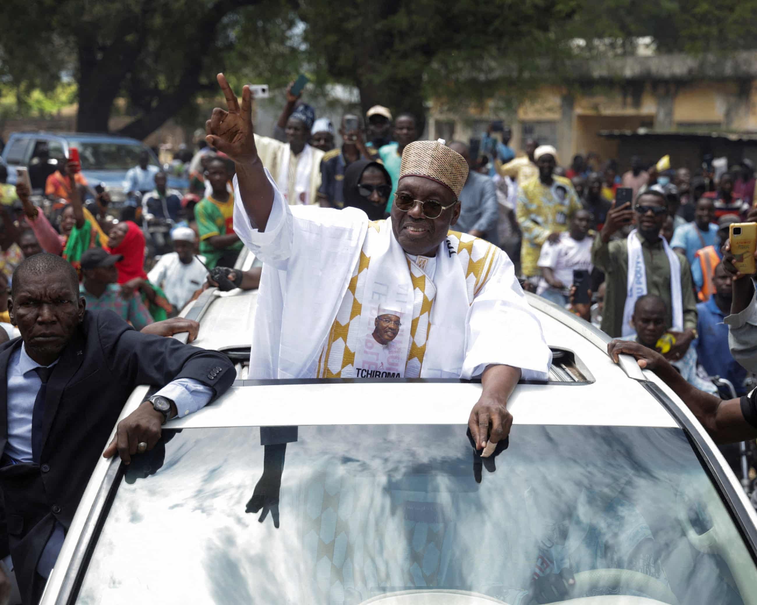 Cameroon opposition leader declares victory in presidential election