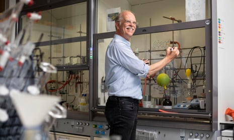 Jacques Neefjes in his lab at Leiden University.