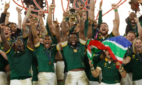 South Africa's Siya Kolisi lifts the William Webb Ellis trophy.